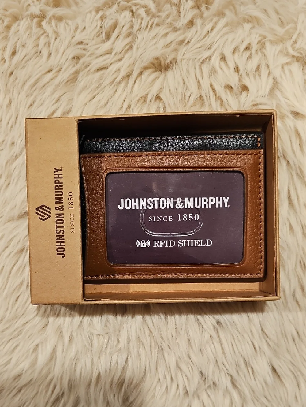Johnson & Murphy RFID Pebbled Leather Two-Tone Cardholder Wallet In Black/Tan